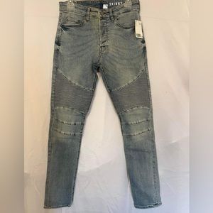 Classic blue skinny jeans size 31 NWT